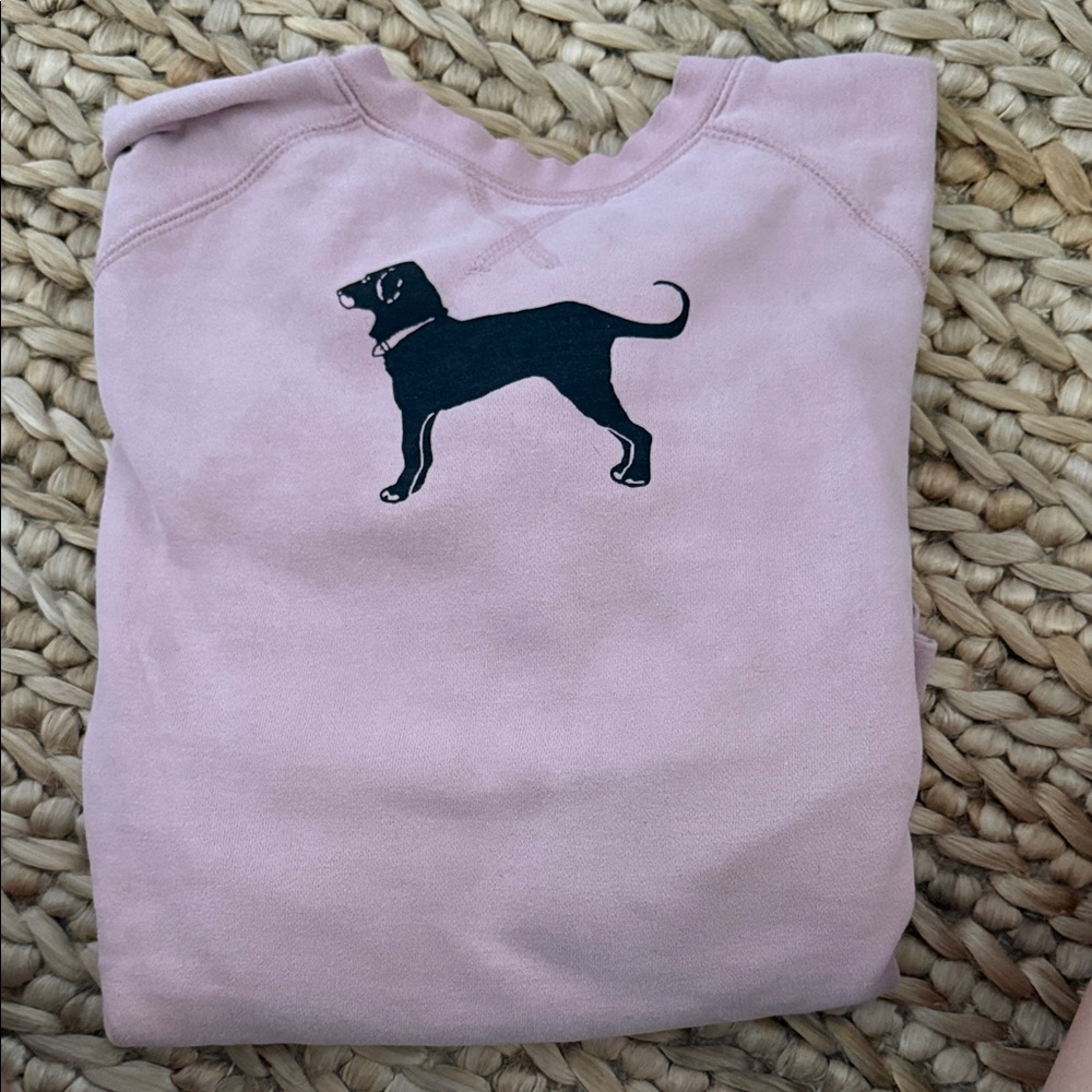 The Black Dog Mauve Sweatshirt with Black Dog Design